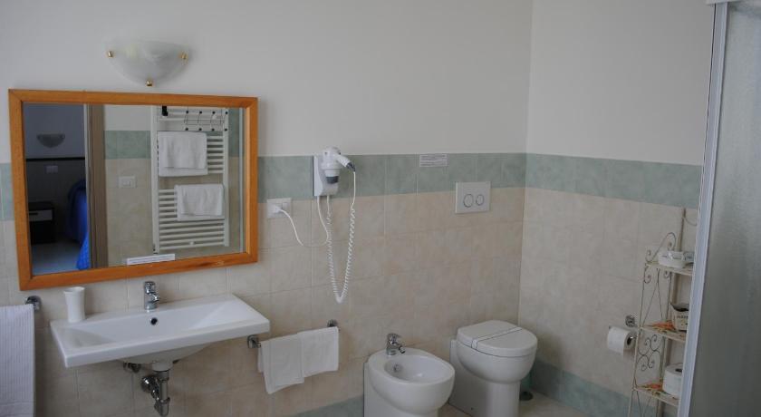 Tellus Saturnia Bed & Breakfast Room photo